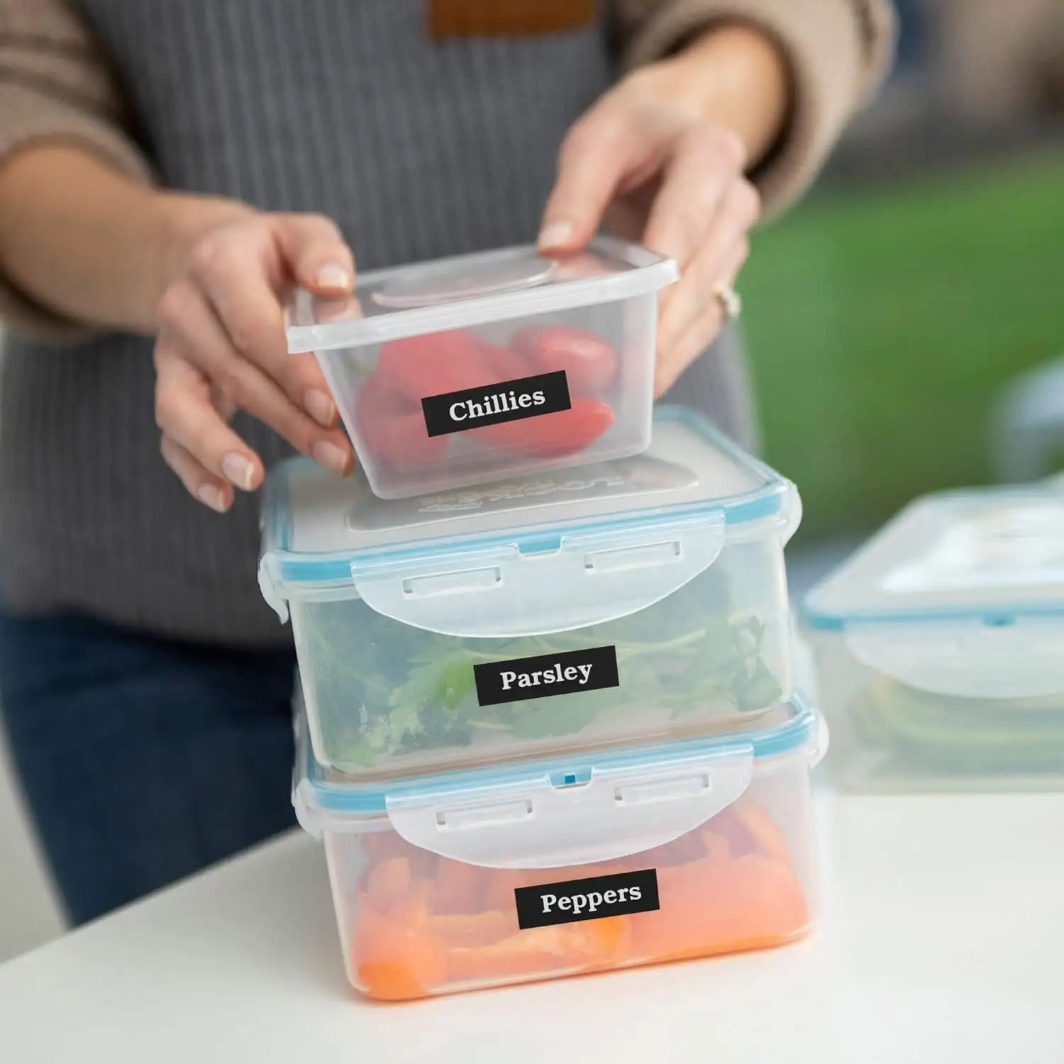 Brother P-Touch PTH110BP label maker bundle with tapes