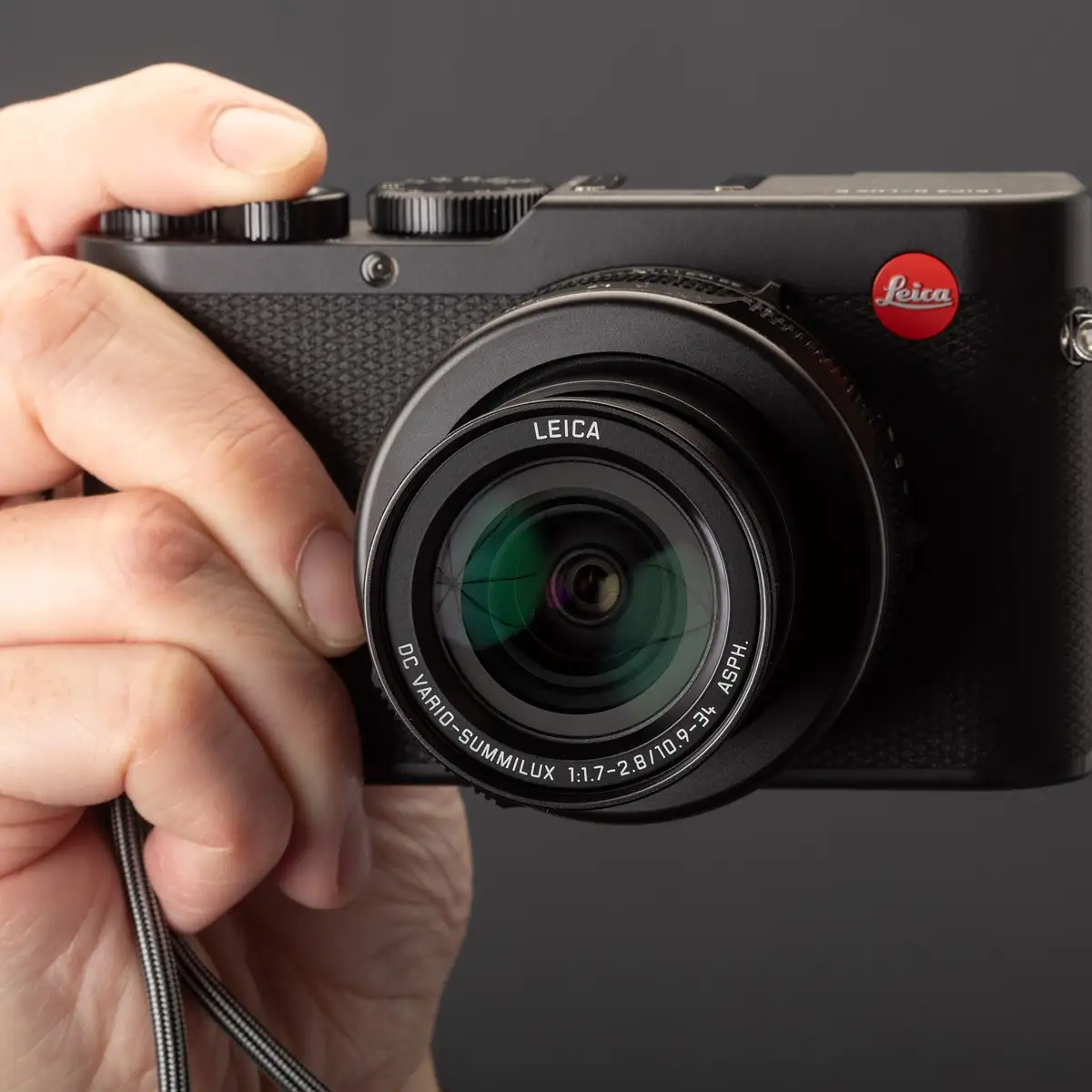 Leica D-Lux 8 Review: Premium Travel Camera with Quirks