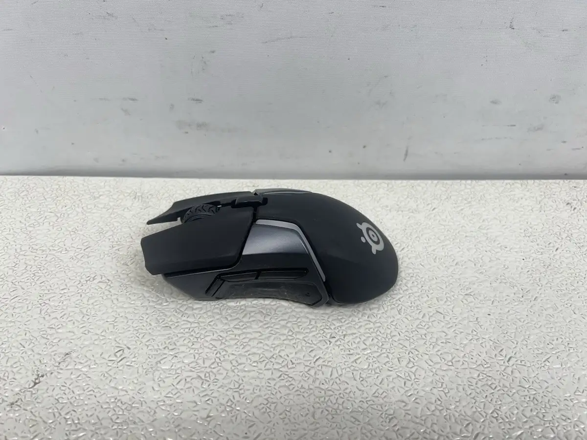 SteelSeries Rival 650 Wireless retail packaging
