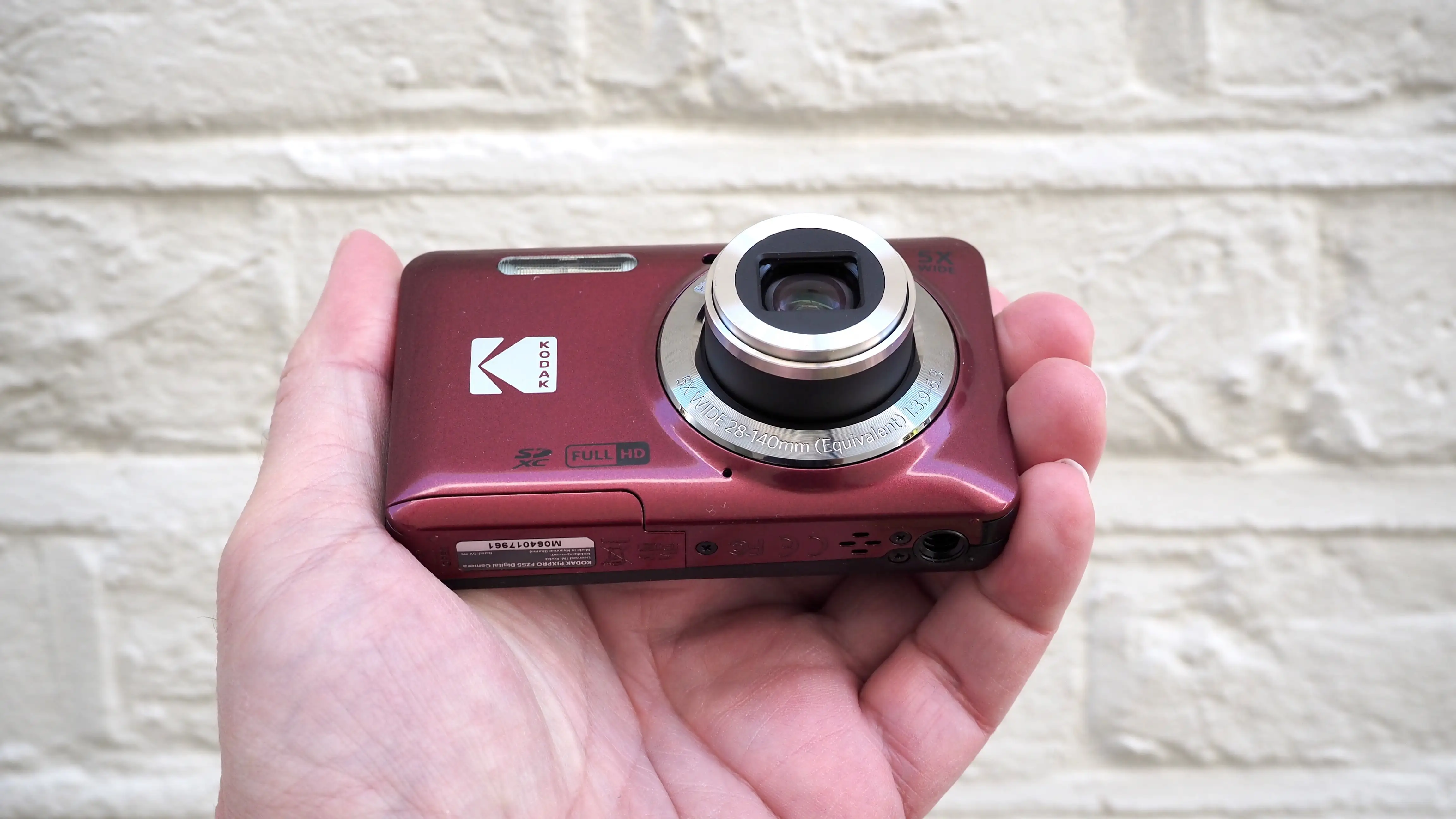 Kodak PIXPRO FZ55 red compact digital camera front view