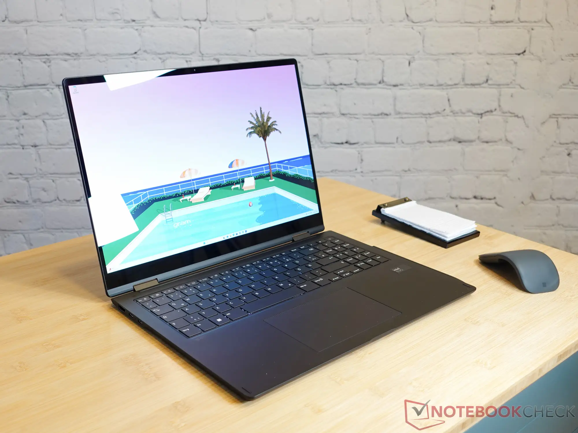 LG Gram Pro 16 Review: Ultra-Light with Mixed Performance