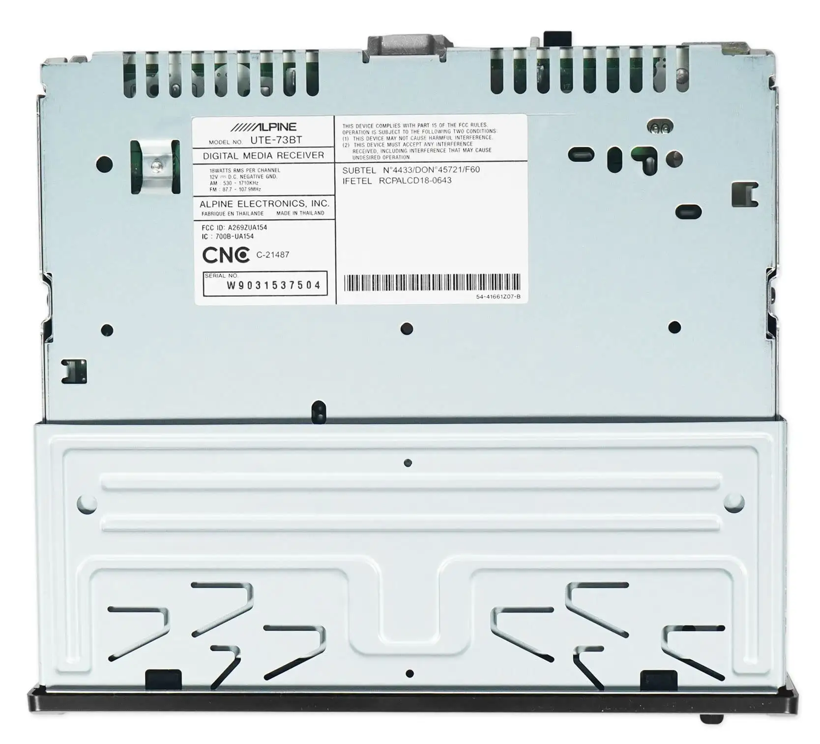 Alpine UTE-73BT Review: Strong Audio, Minor Flaws