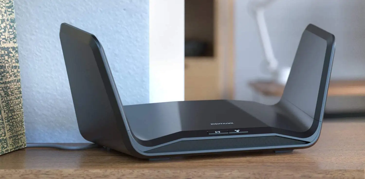 NETGEAR Nighthawk RAXE500 winged design close-up