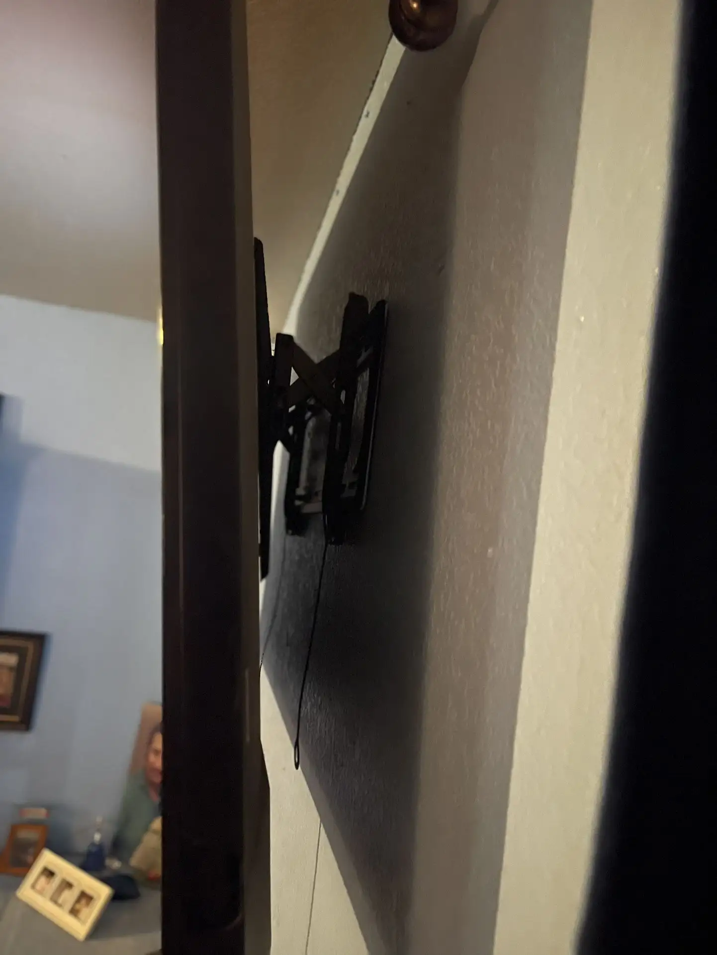 VIZIO V‑Series 2.0 Sound Bar Review: Clear but Limited Bass