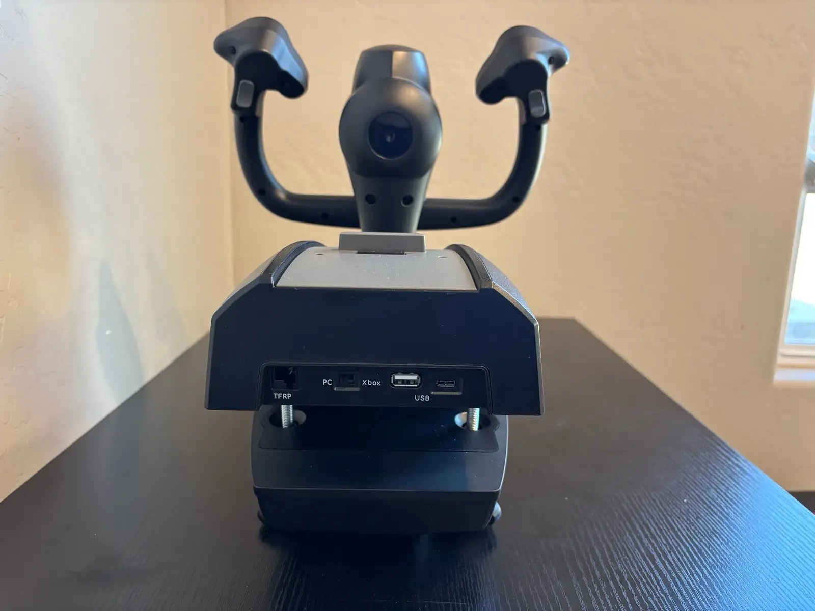 Thrustmaster TCA Boeing Yoke on flight simulator setup