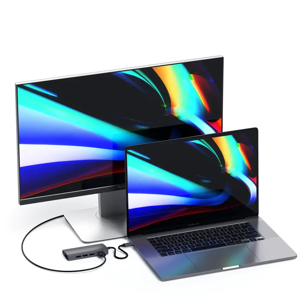 Satechi Type-C Pro Hub Adapter with Ethernet in space gray