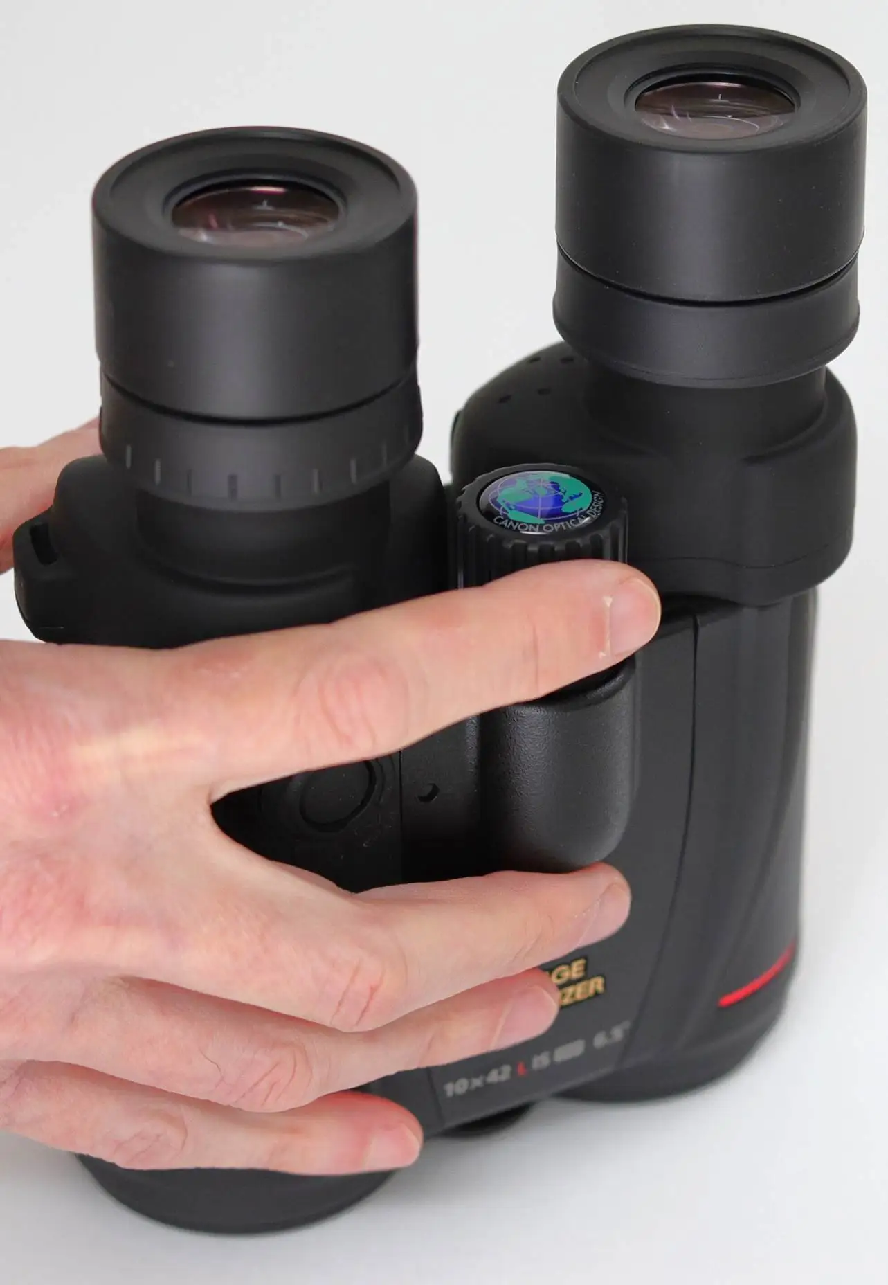 Canon 10x42 L IS WP binoculars product photo