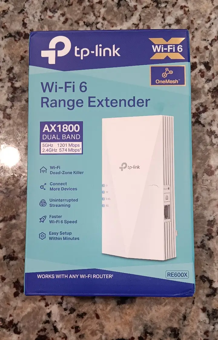 Ubiquiti UniFi U6 Enterprise product image in retail setting