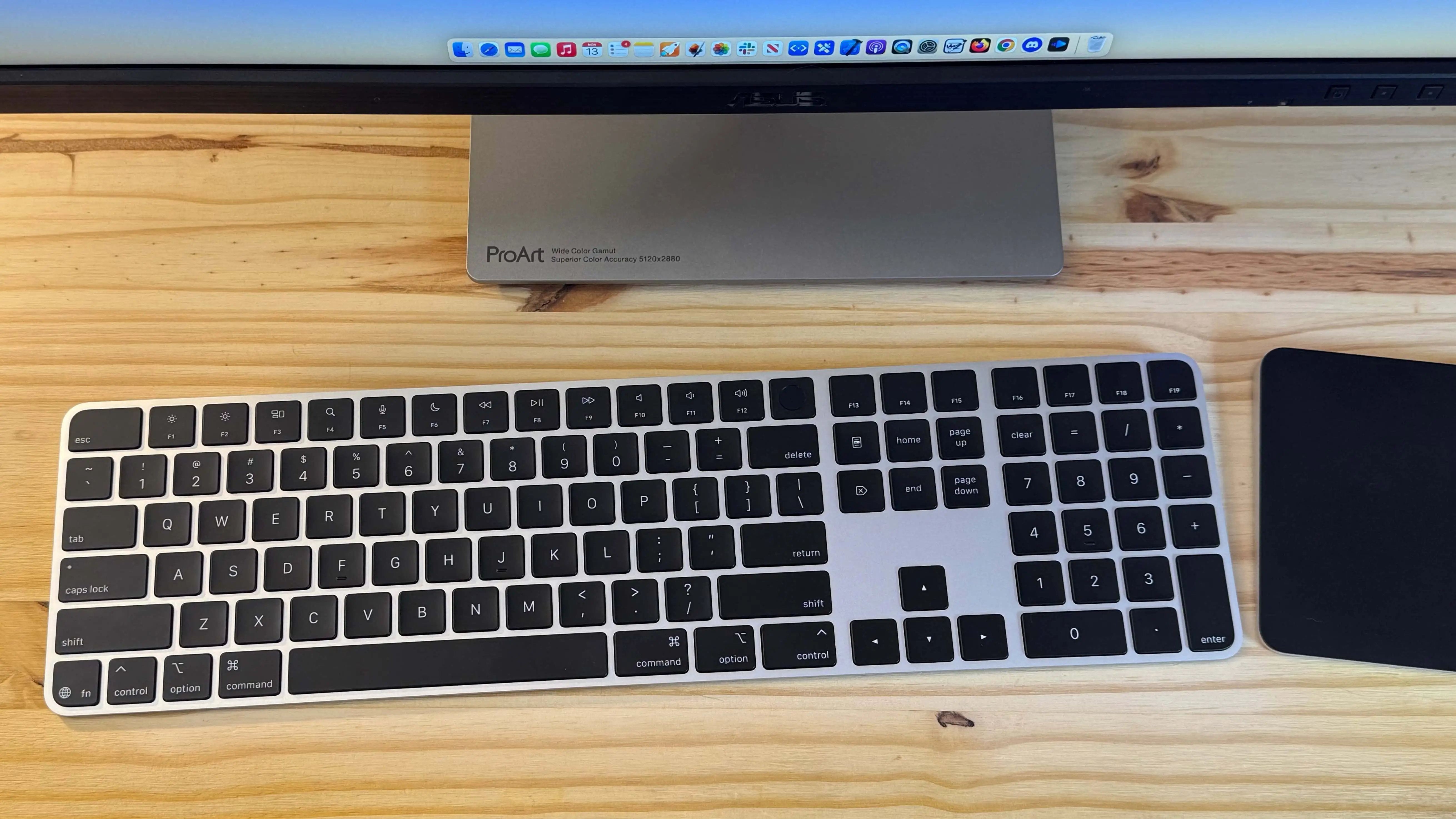 Apple Magic Keyboard Renewed Review: Worth the Price?