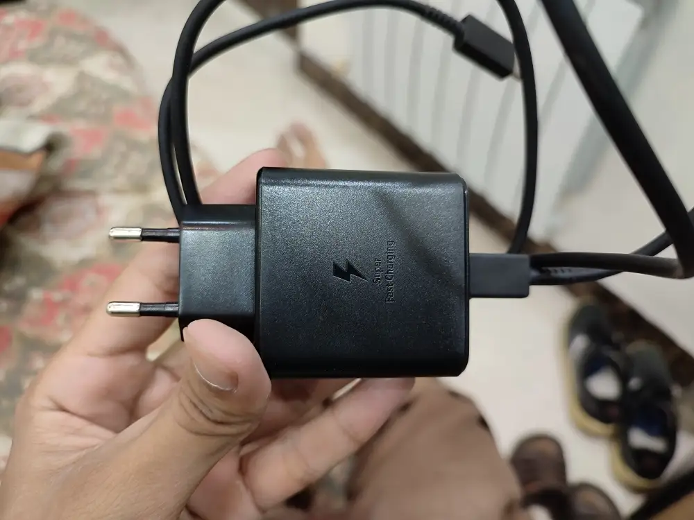 Samsung 45W charger official cable close-up
