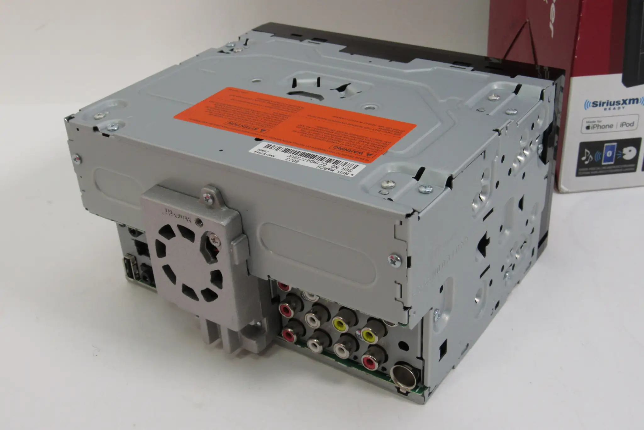 Pioneer AVH-521EX Review: Strong Audio, Missing CarPlay