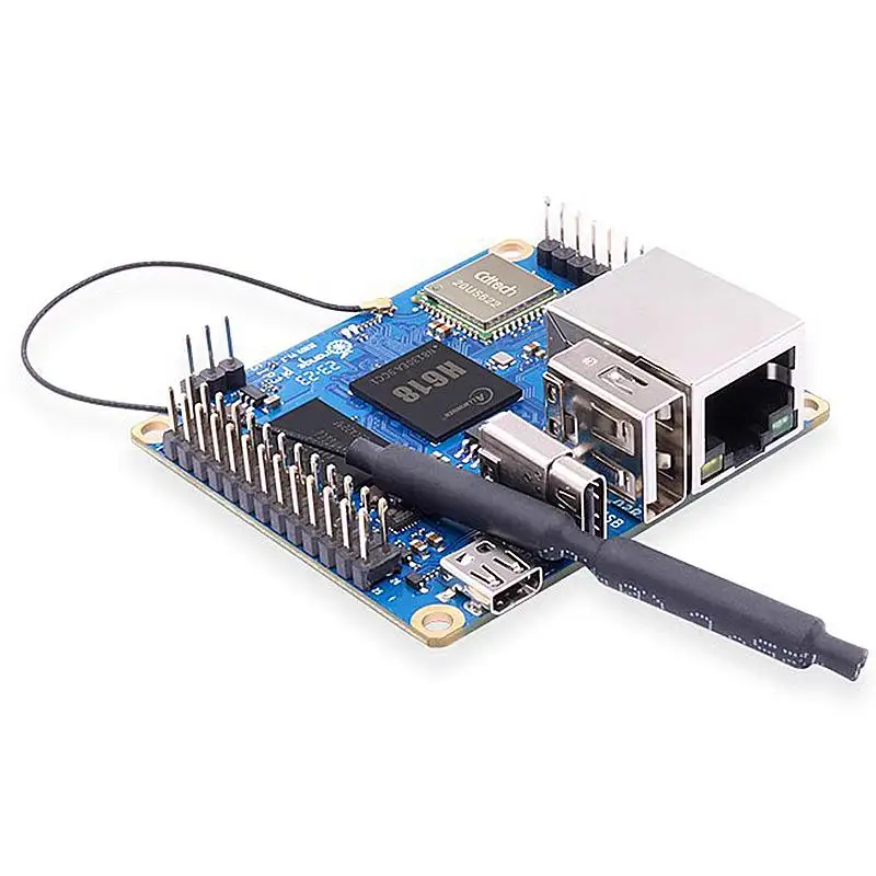 GIGABYTE B850 AI TOP retail packaging and accessories