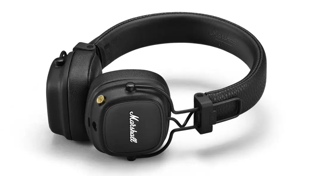 Marshall Major IV headphone pricing chart from eBay listings