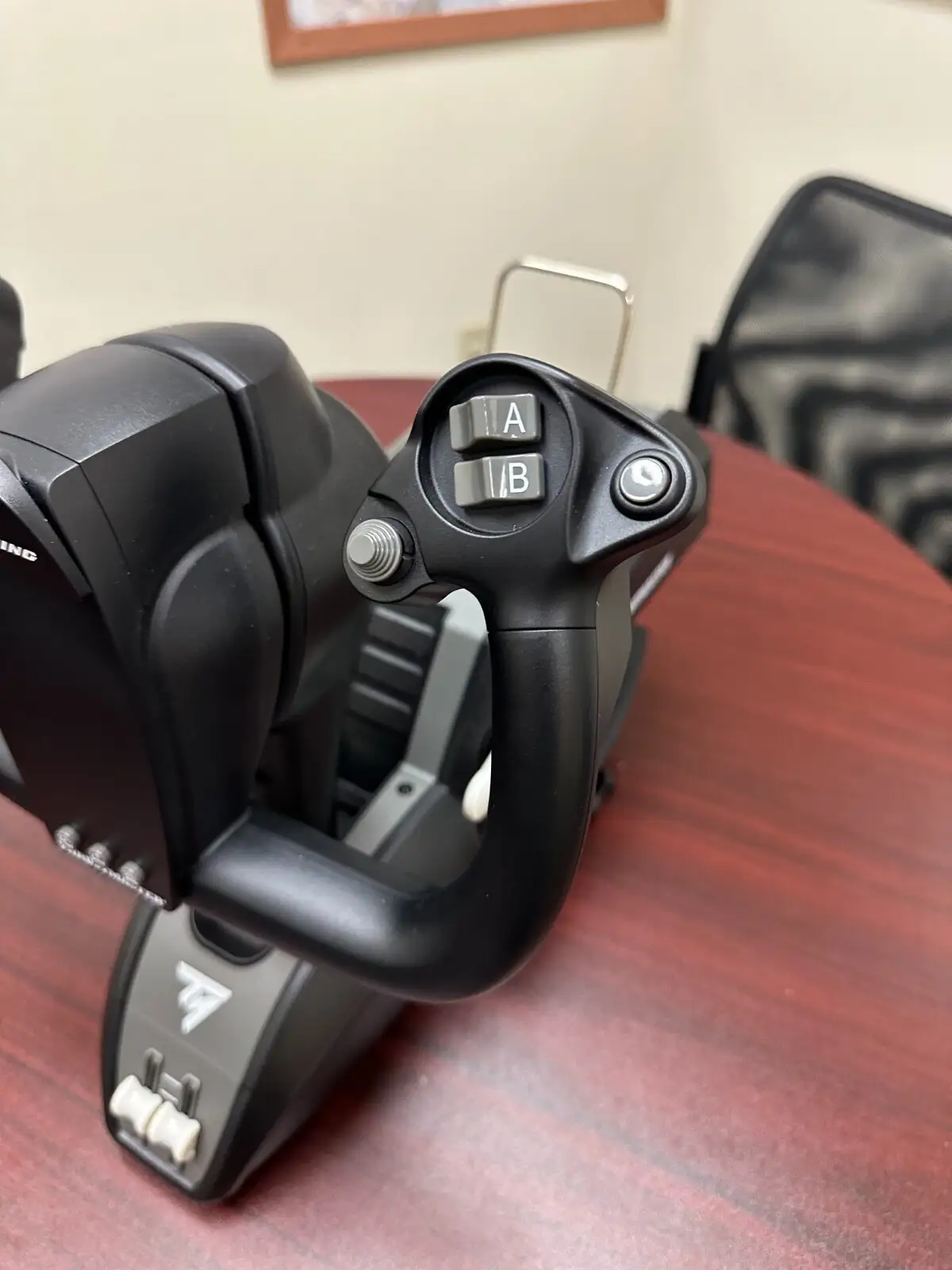 Thrustmaster TCA Boeing Yoke with throttle quadrant