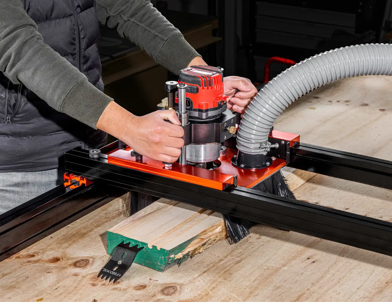 Synology RS1221+ side profile showing compact depth