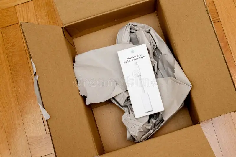 Apple Thunderbolt 5 Pro Cable with MacBook and monitor