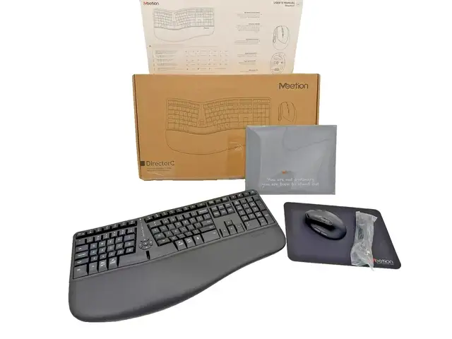 Logitech MK370 office setup with keyboard and mouse