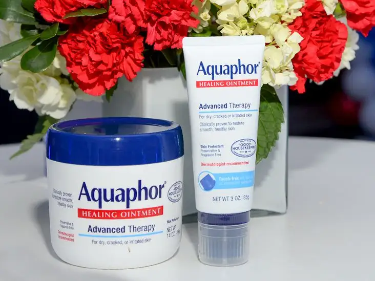 Aquaphor Baby Healing Ointment jar product photo