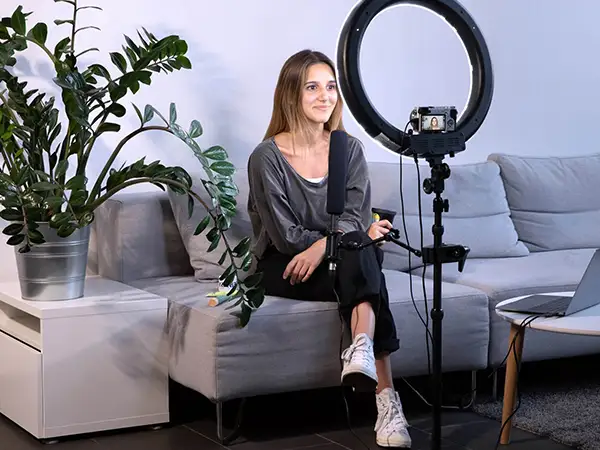 Elgato Flex Arm L mounted setup with camera