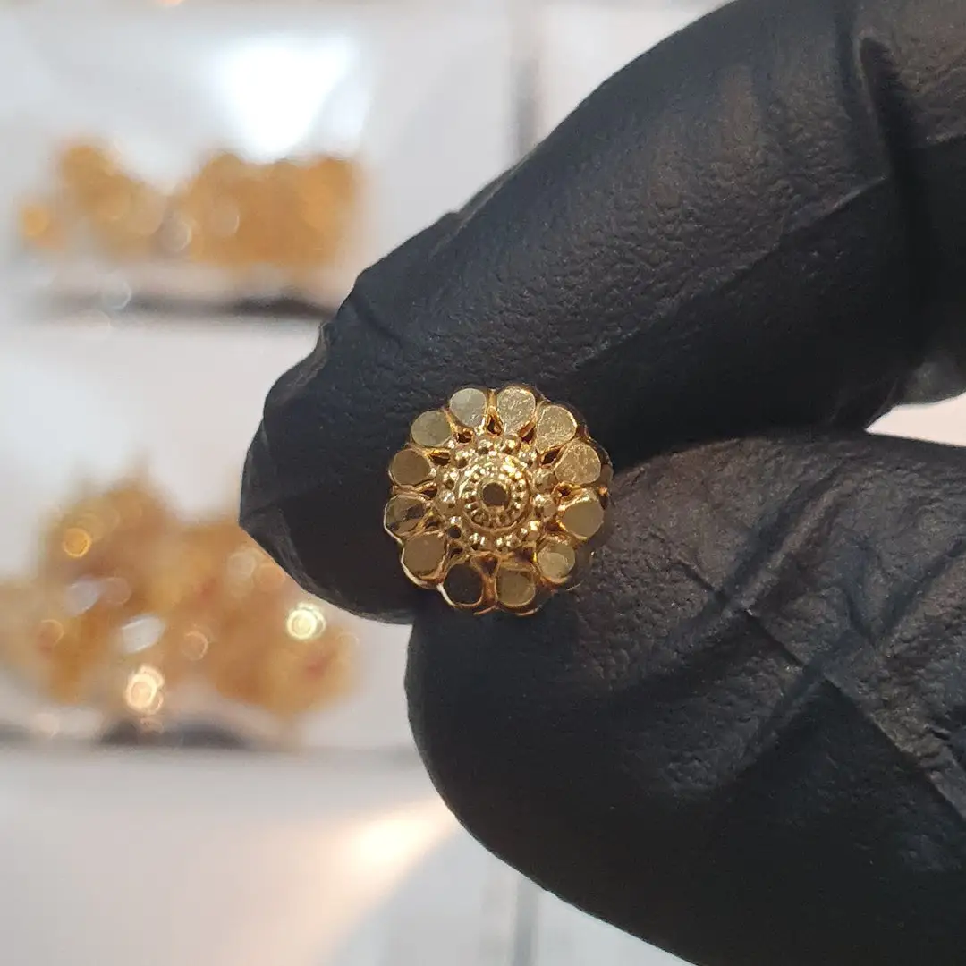 Sony WF-1000XM5 Review: Great Sound, Some Flaws