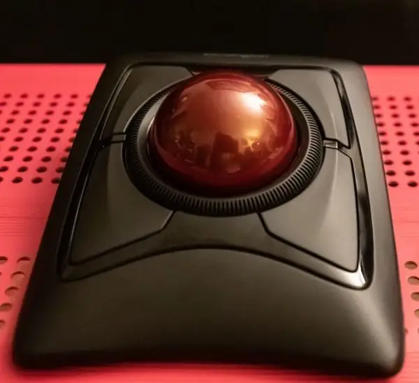 Kensington Expert Wireless Trackball Review: 7.2/10