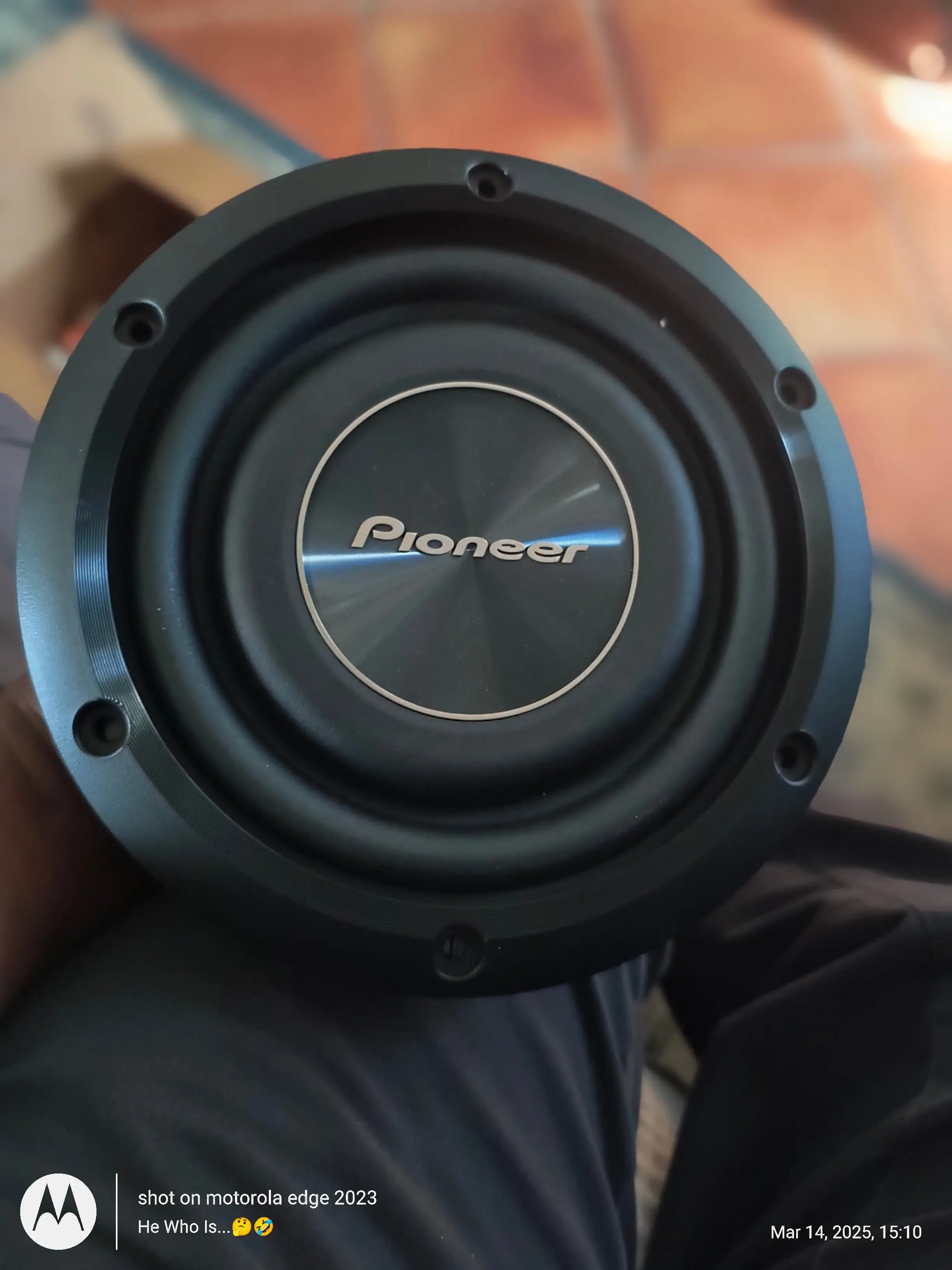 Pioneer TS-A2000LD2 shallow 8-inch subwoofer overview