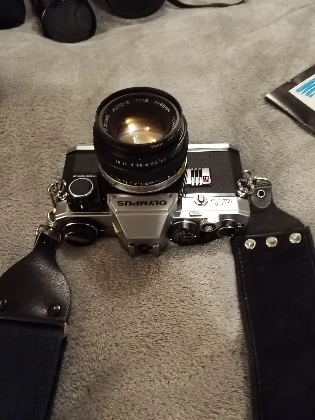 Sony XAV-AX6000 Review: Wireless Perks, Build Concerns