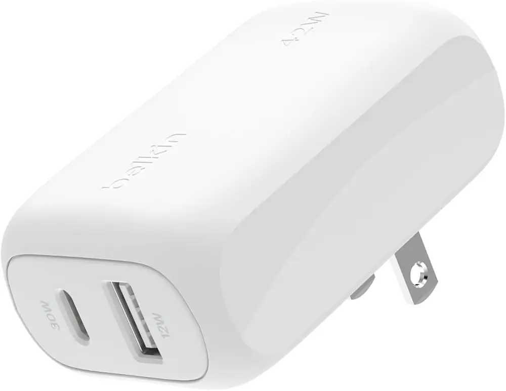 Belkin Dual Port USB-C Charger close-up design view