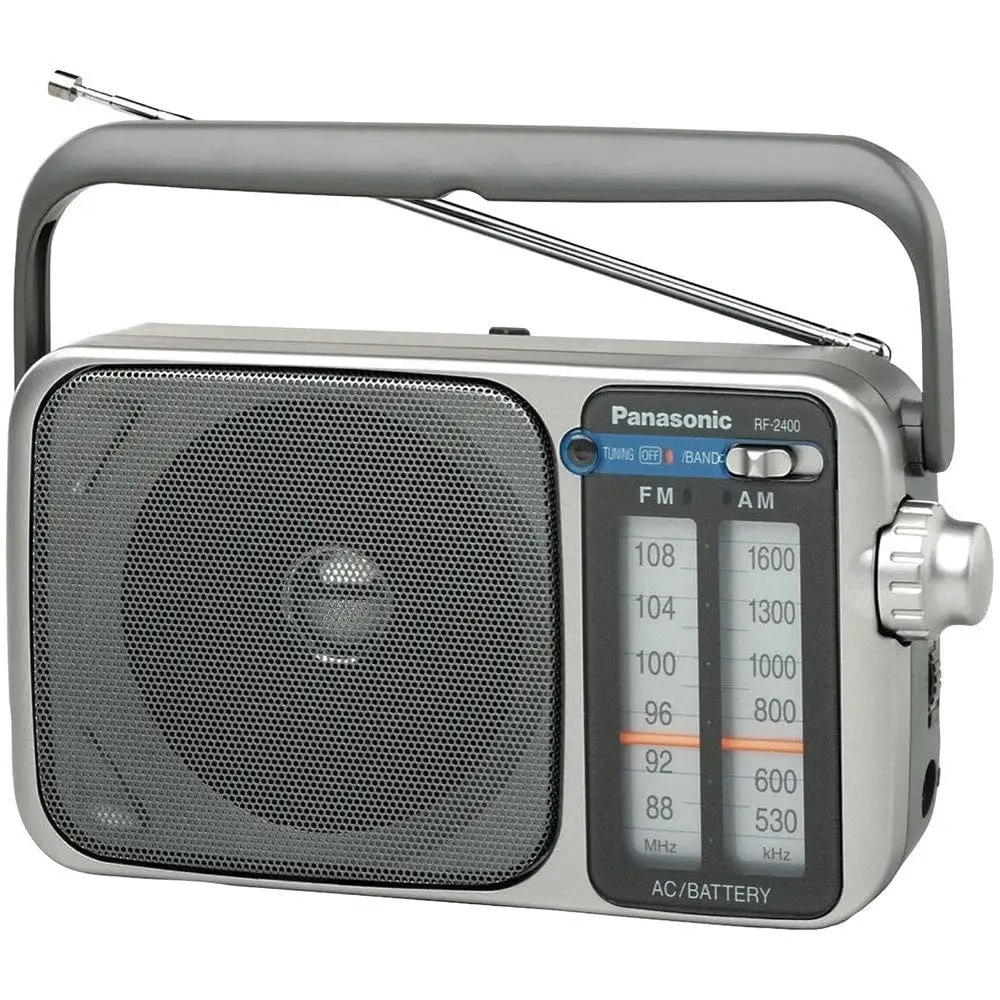 Panasonic RF-2400 radio battery compartment design