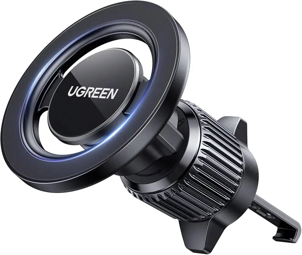 UGREEN Car Phone Mount for Magsafe vent clip installed