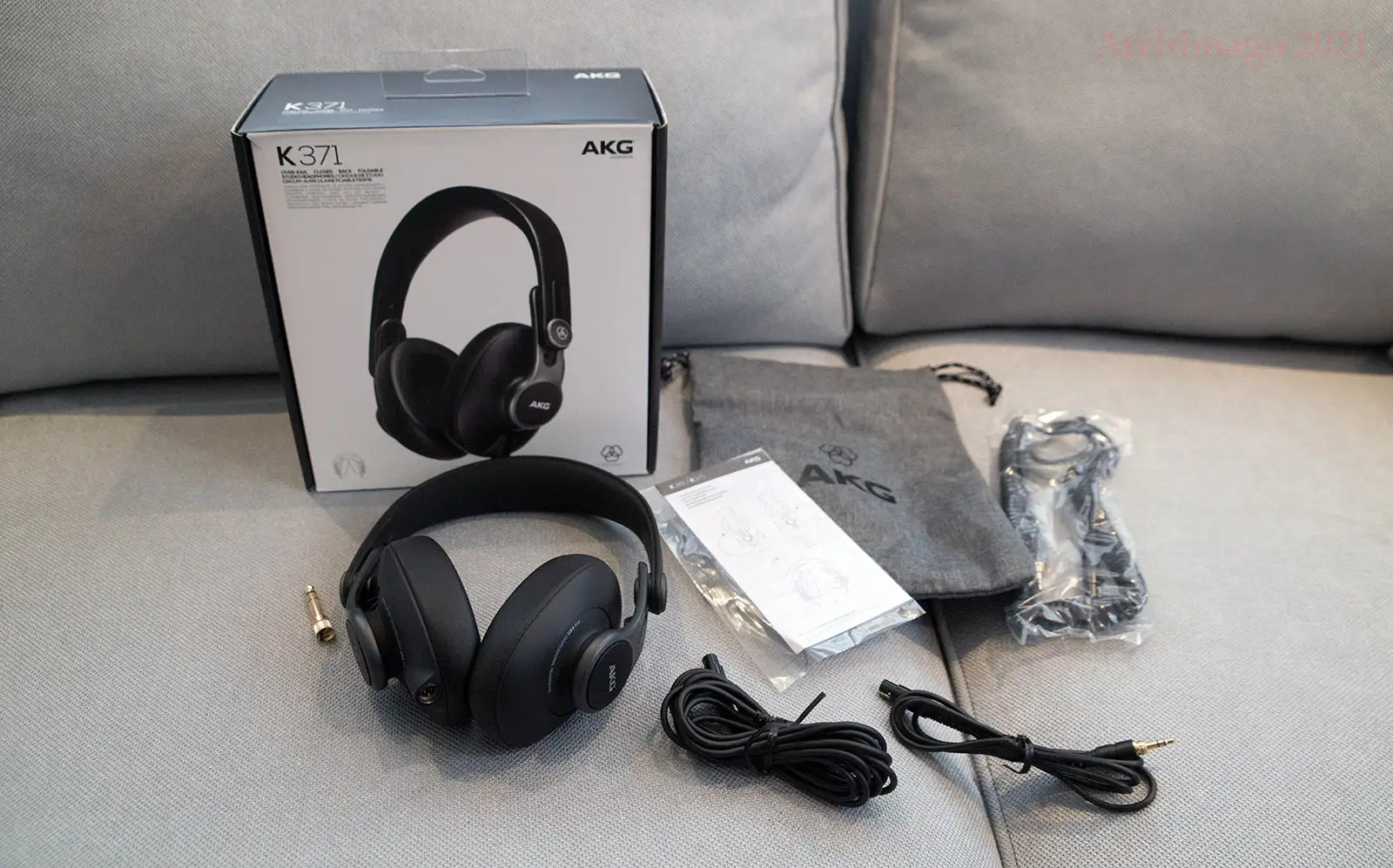 AKG K371 Headphones Review: Balanced Sound, 8.7/10 Verdict