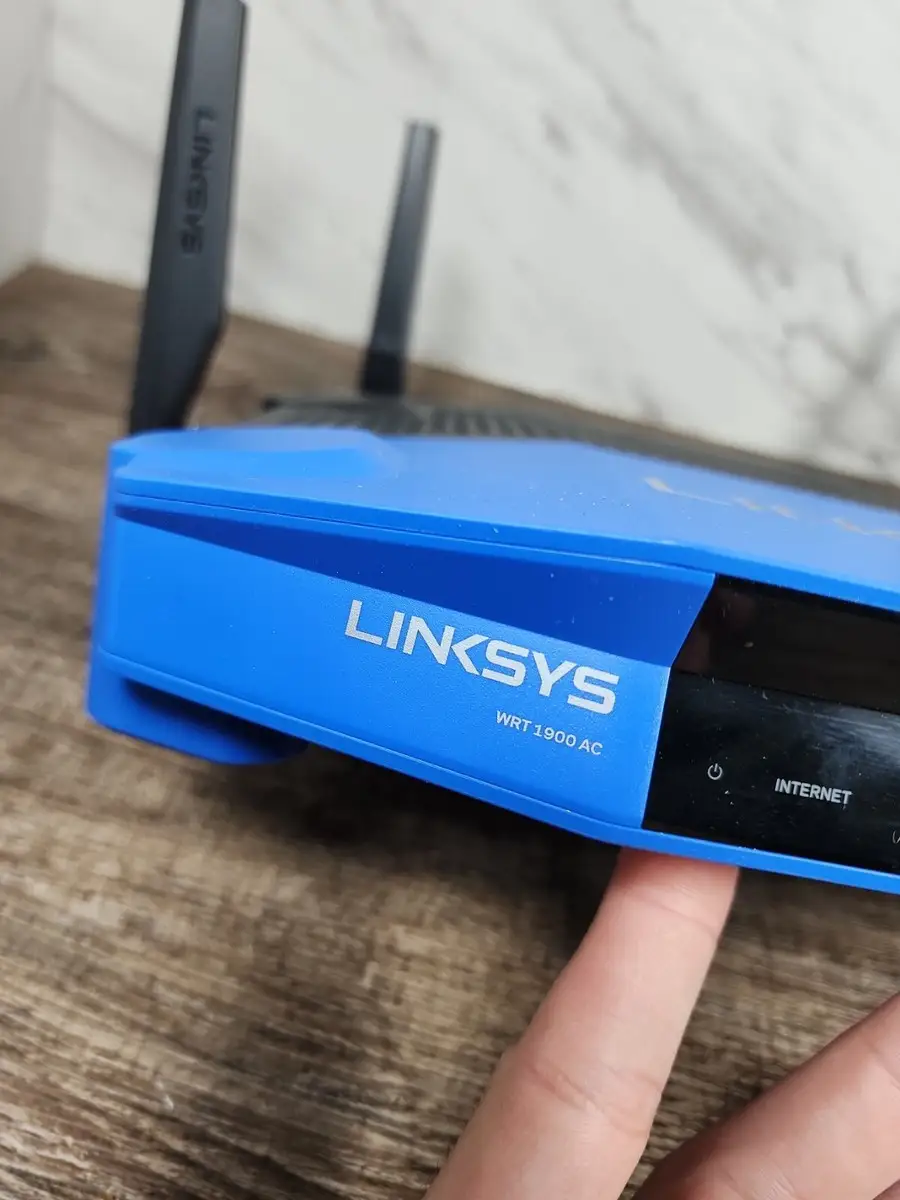 Linksys AC1900 renewed router price comparison chart