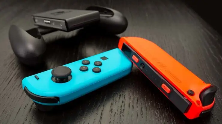 Nintendo Switch Console (Renewed) Review: Conditional Buy