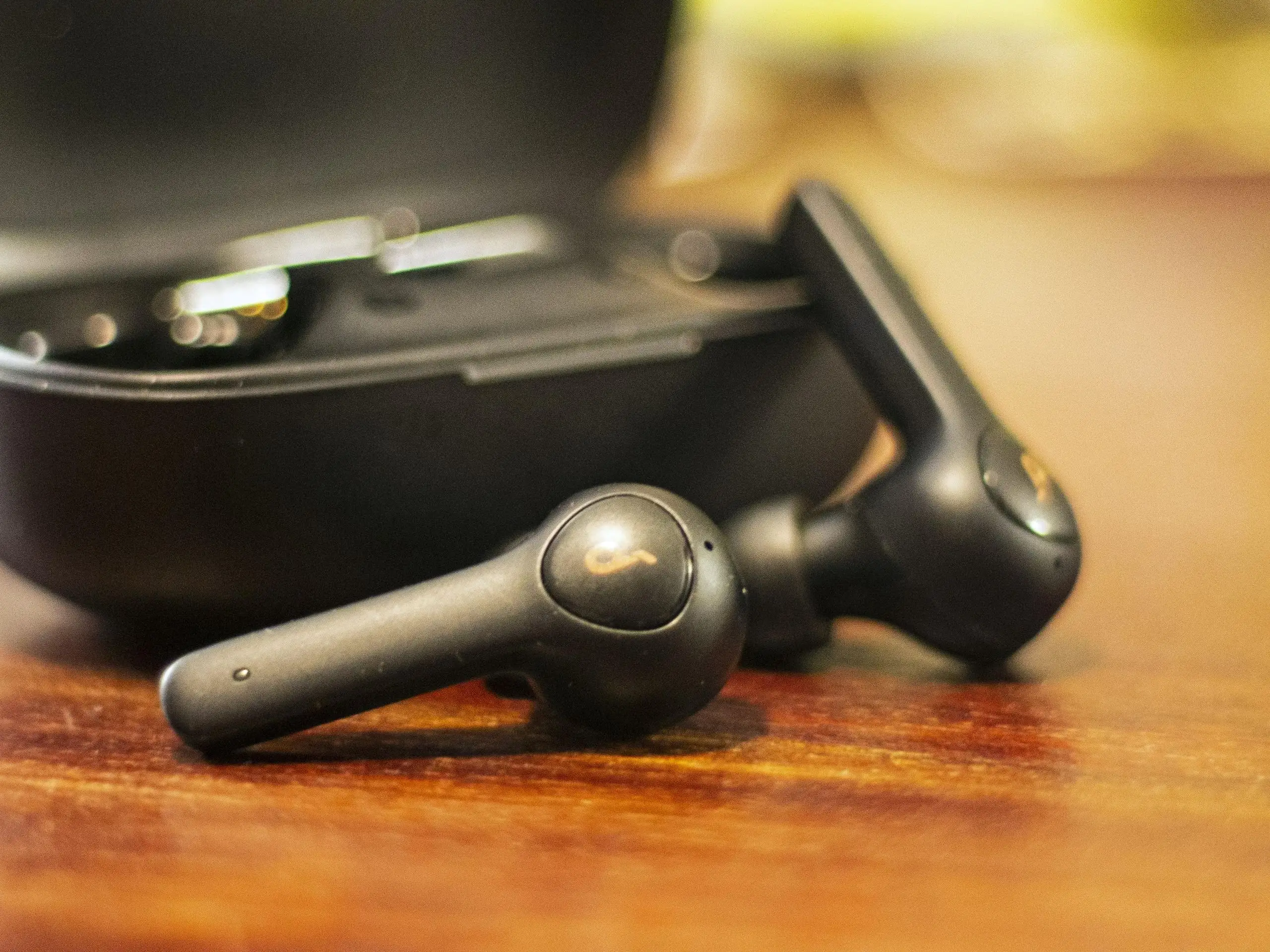 Soundcore Earbuds Travel Case Review: 8.6/10 Verdict