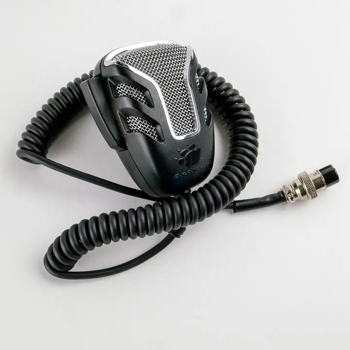 Uniden BEARCAT 880 CB radio front view