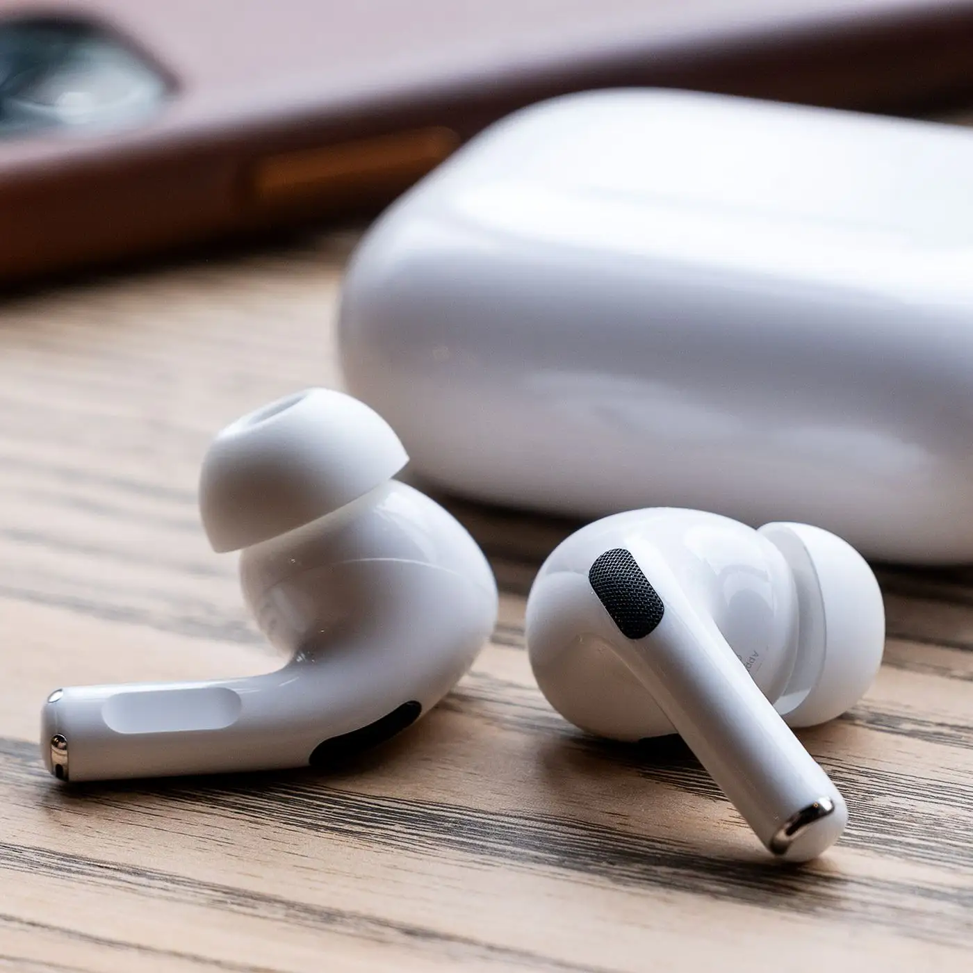 Apple AirPods Max Sky Blue Review: Premium but Pricey Verdict