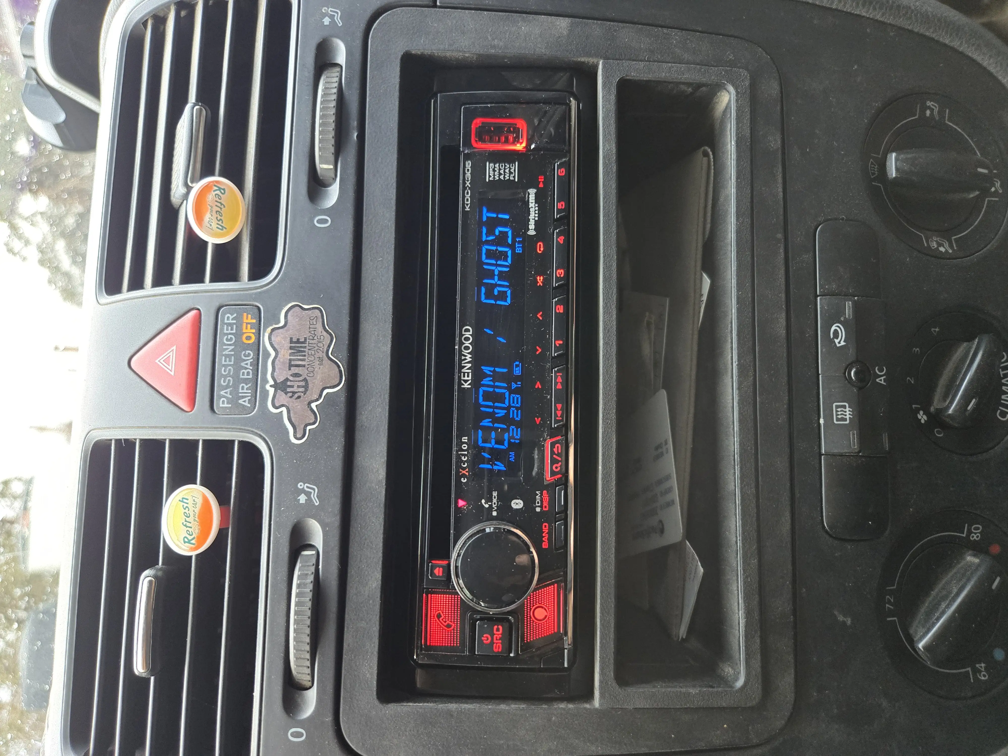 Kenwood KDC-X305 Review: Great Sound, Bluetooth Flaws