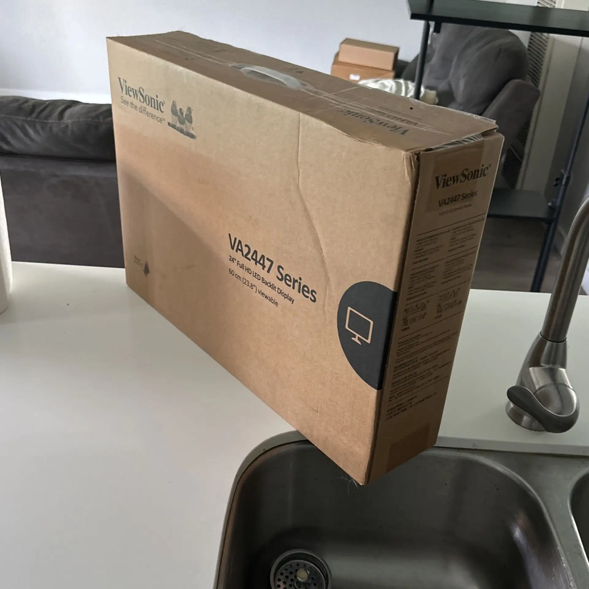 ViewSonic VA2447-MH monitor rear and stand design