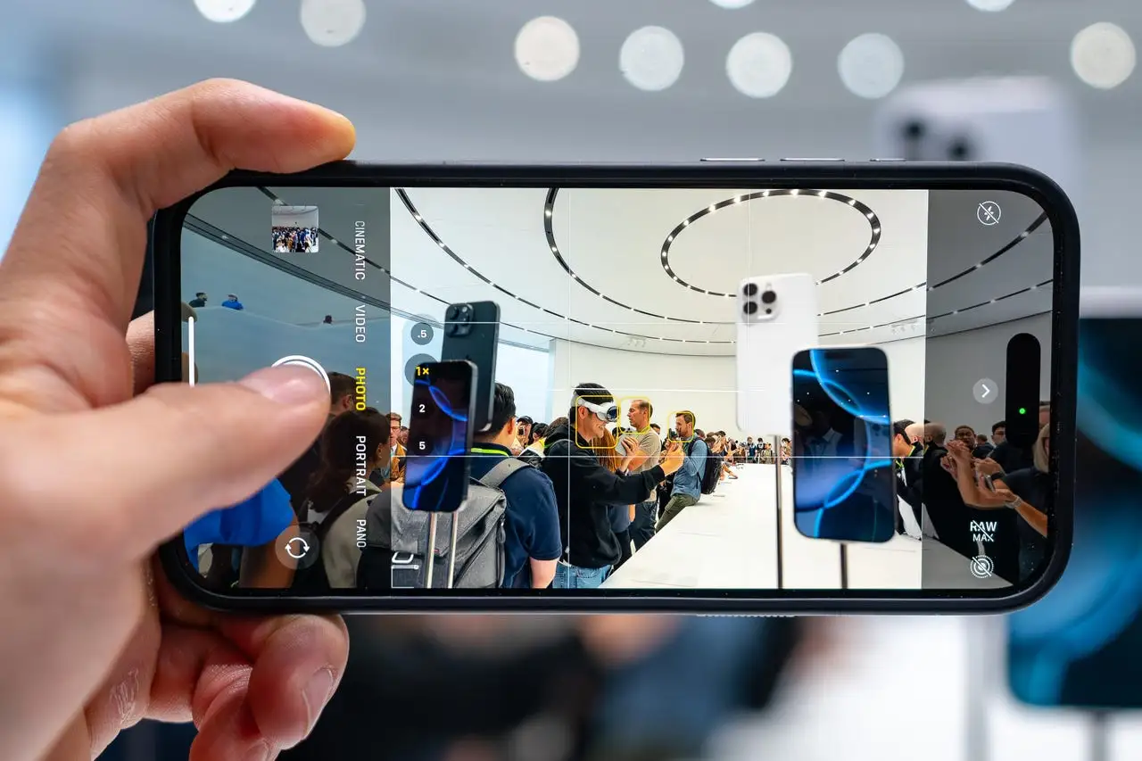 iPhone 16 with protective case recommendation