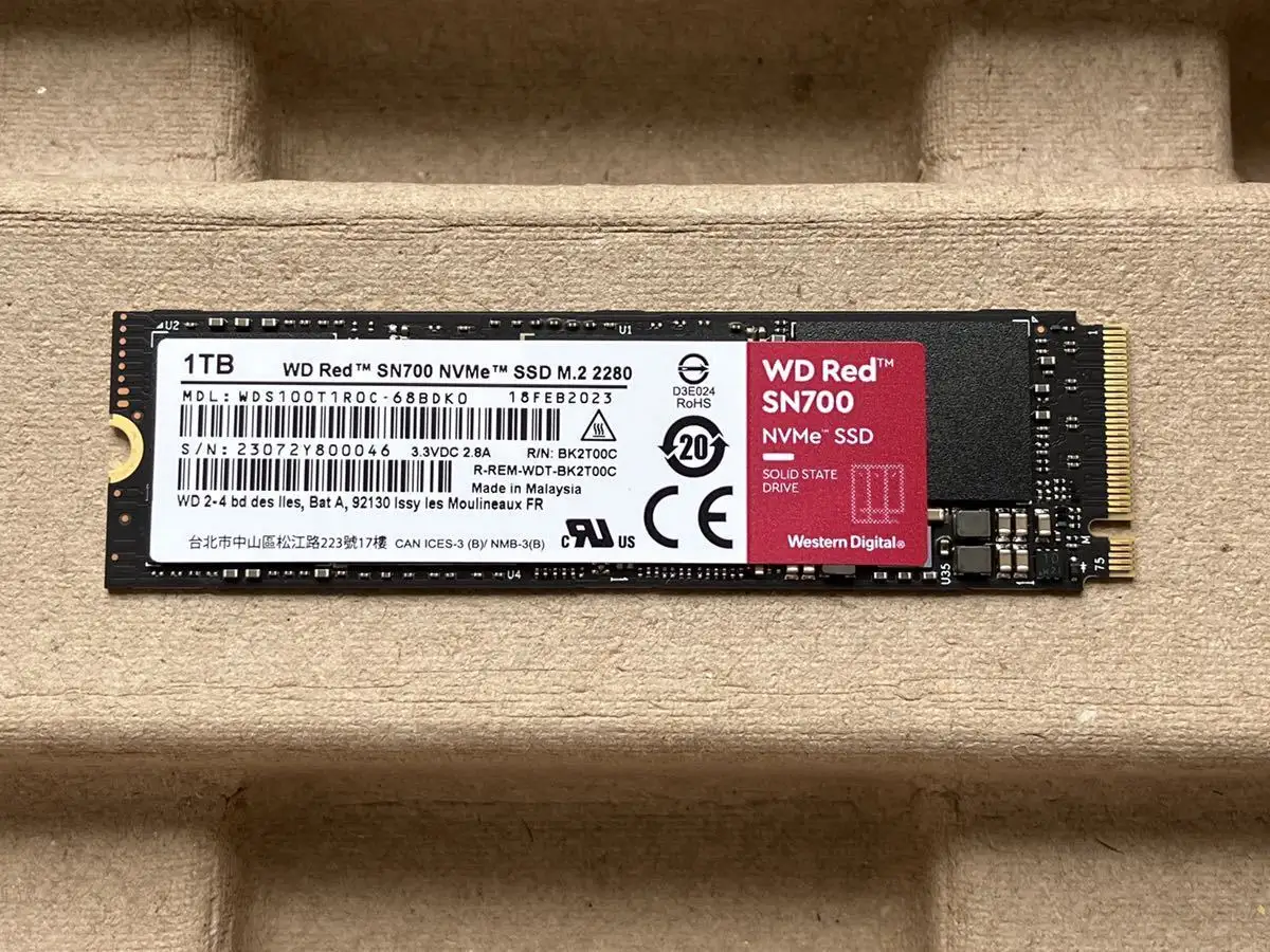 WD Red SN700 NAS SSD close-up showing connector