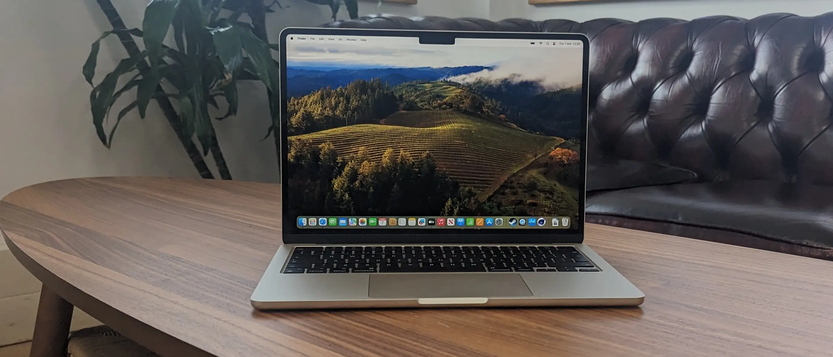 MacBook Air M4 Review: Battery King or Compromise?