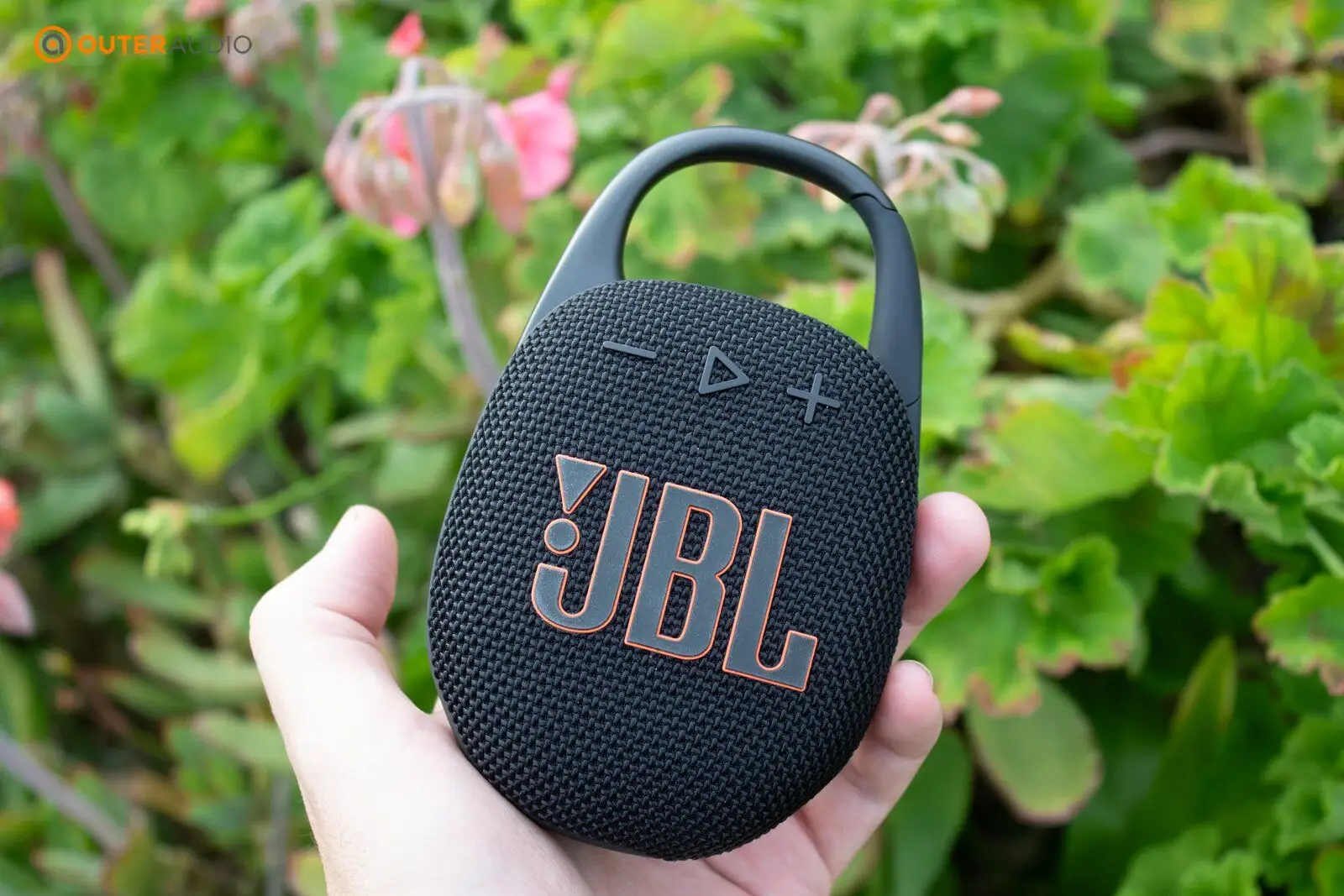 JBL Clip 4 compact waterproof speaker close-up