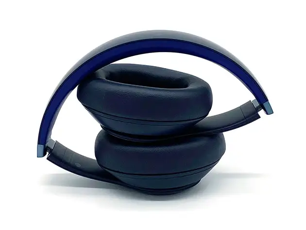 Beats Studio Pro wireless headphones front view