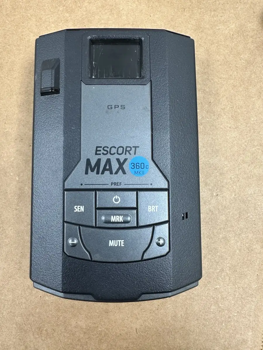 Escort MAX 360c MKII praised range and arrows